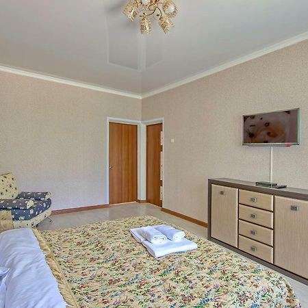 אלמטי Cozy Apartment On Rozybakiev 145. Atakent מראה חיצוני תמונה