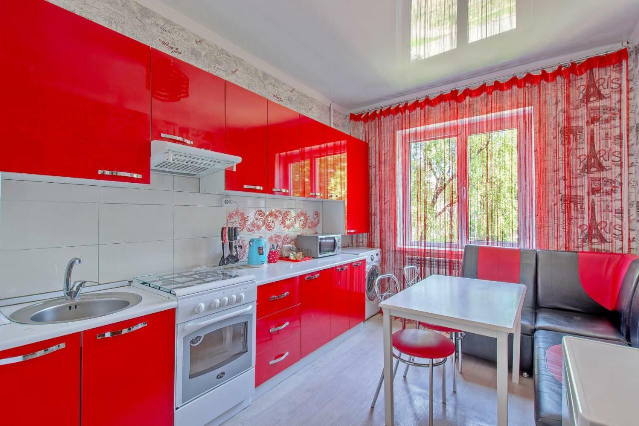 אלמטי Cozy Apartment On Rozybakiev 145. Atakent מראה חיצוני תמונה