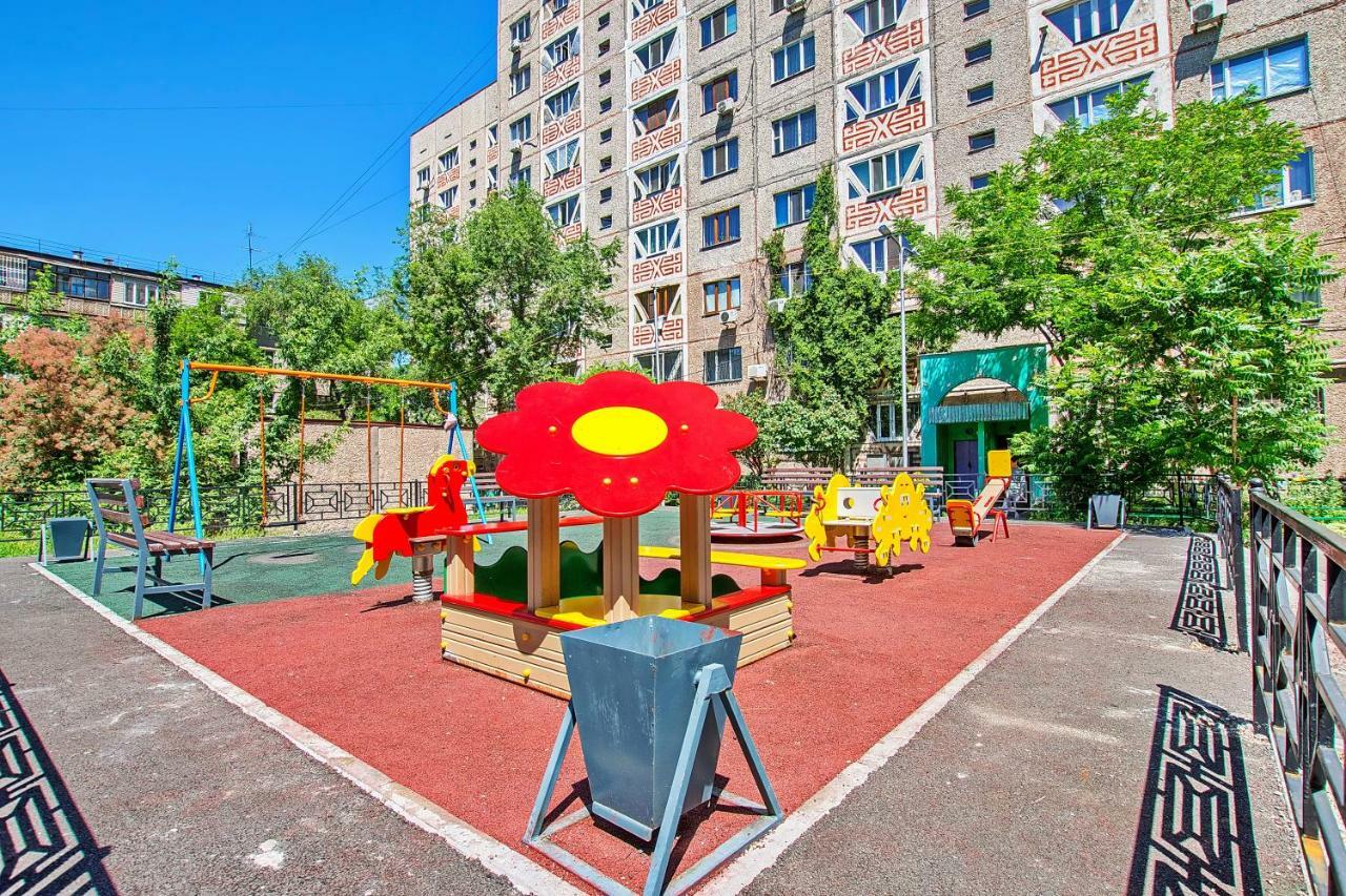 אלמטי Cozy Apartment On Rozybakiev 145. Atakent מראה חיצוני תמונה
